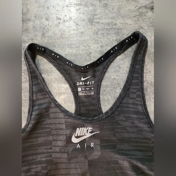 Nike Razorback - Picture 2 of 4